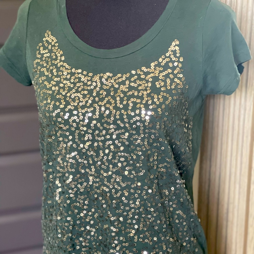 Perfect for St Patrick’s  Day! Green tee with sequin embellishment